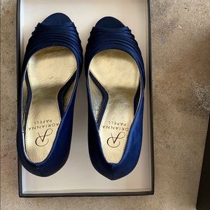 Adrianna Papell blue satin navy satin pumps